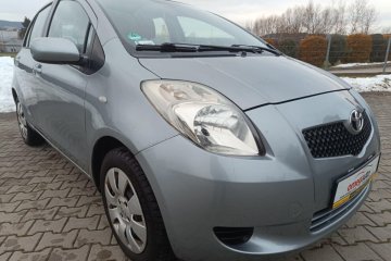 Toyota Yaris II Hatchback 5d 1.3 i VVT-i 86KM 2007