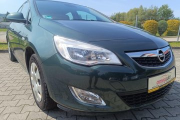 Opel Astra J Hatchback 1.4 Turbo ECOTEC 140KM 2010